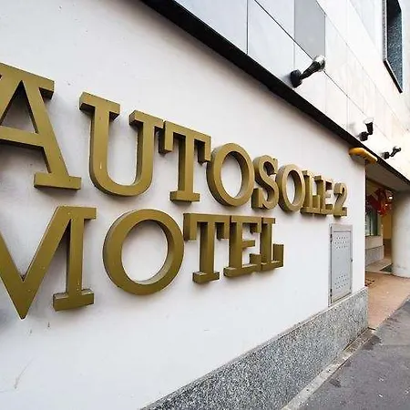 Autosole 2 3* Milan